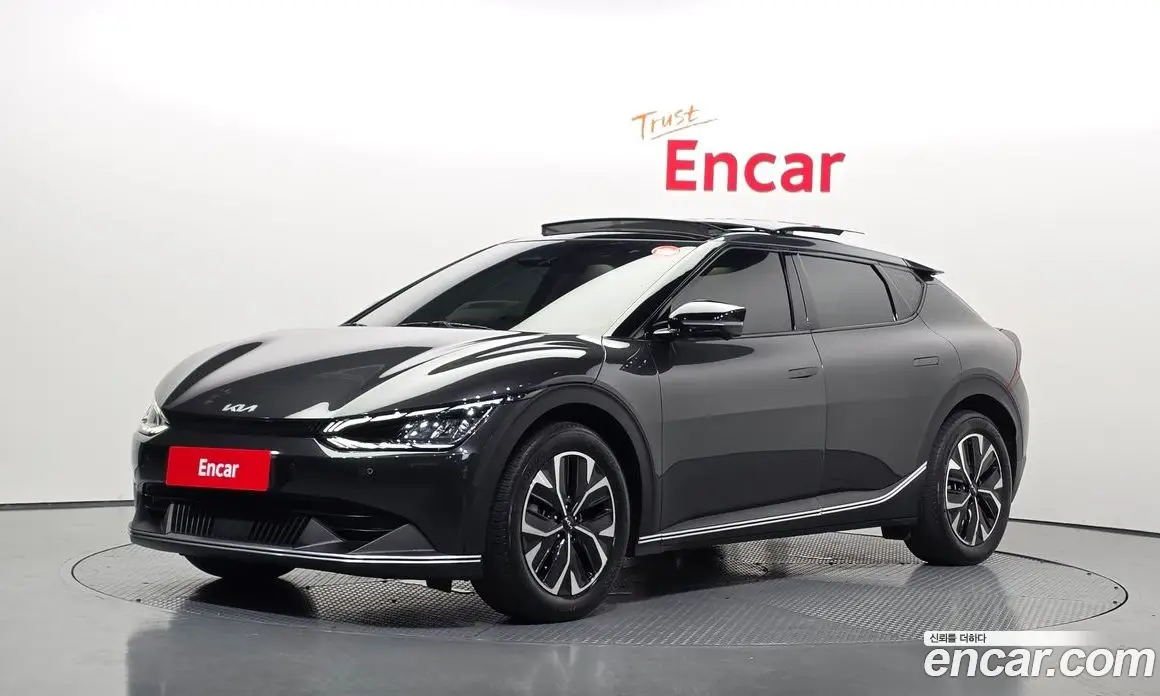 Kia EV6 2023 0.1 автомат (гидро), фото 1 Kia EV6 2023 0.1 автомат (гидро), фото 1
