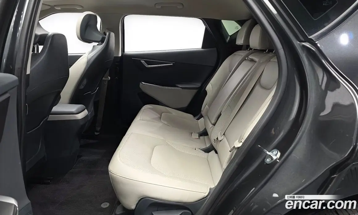 Kia EV6 2023 0.1 автомат (гидро), фото 16 Kia EV6 2023 0.1 автомат (гидро), фото 16