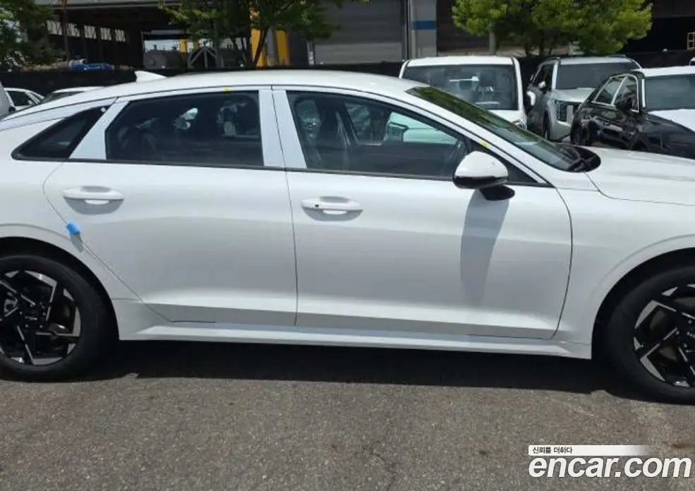 Kia K5 (Optima) 2026 2.0 автомат (гидро), фото 12 Kia K5 (Optima) 2026 2.0 автомат (гидро), фото 12
