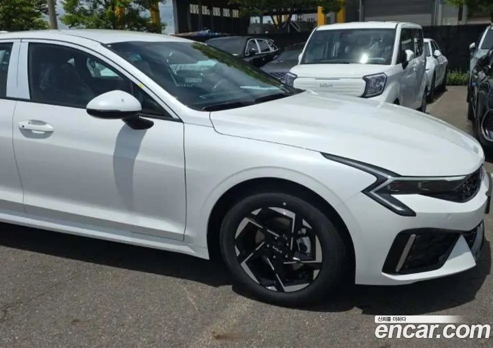 Kia K5 (Optima) 2026 2.0 автомат (гидро), фото 8 Kia K5 (Optima) 2026 2.0 автомат (гидро), фото 8