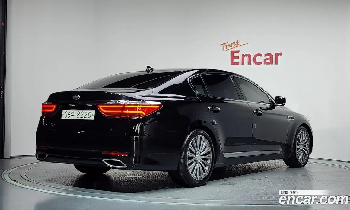 Kia K9 2017 3.3 автомат (гидро), фото 2 Kia K9 2017 3.3 автомат (гидро), фото 2