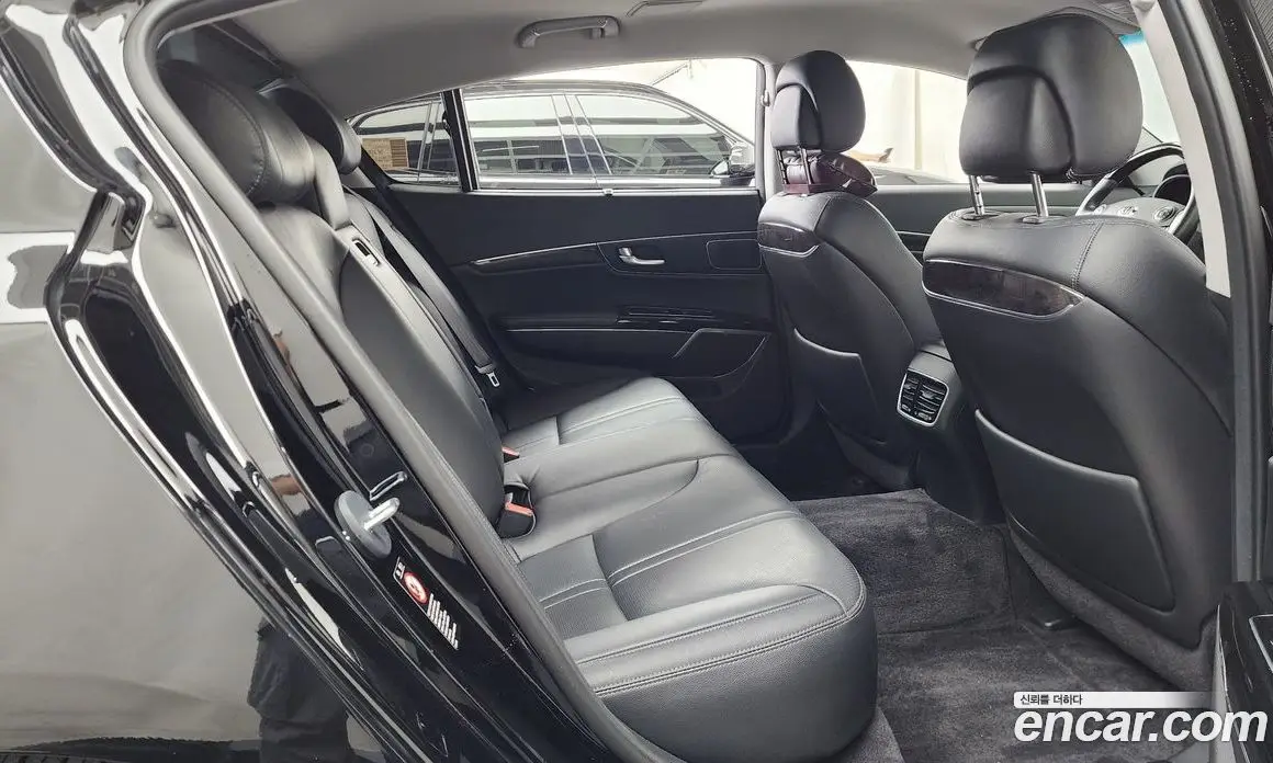 Kia K9 2017 3.3 автомат (гидро), фото 18 Kia K9 2017 3.3 автомат (гидро), фото 18