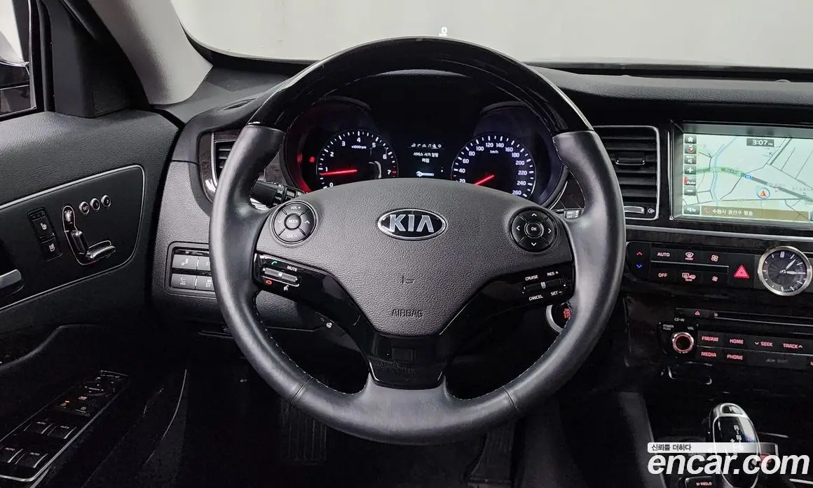 Kia K9 2017 3.3 автомат (гидро), фото 19 Kia K9 2017 3.3 автомат (гидро), фото 19