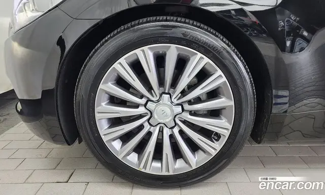 Kia K9 2017 3.3 автомат (гидро), миниатюра 5 Kia K9 2017 3.3 автомат (гидро), миниатюра 5