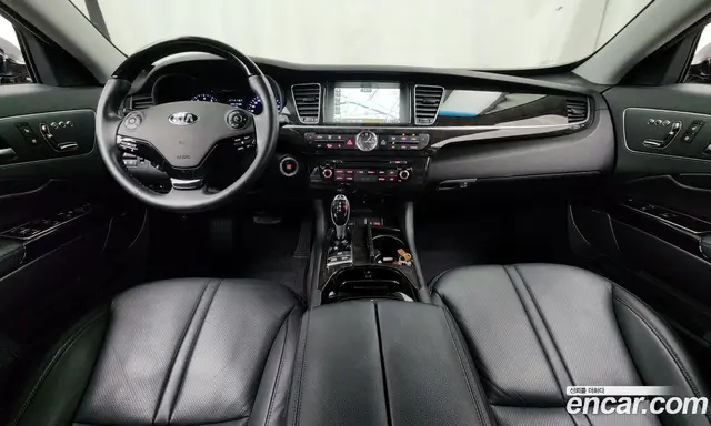 Kia K9 2017 3.3 автомат (гидро), миниатюра 10 Kia K9 2017 3.3 автомат (гидро), миниатюра 10