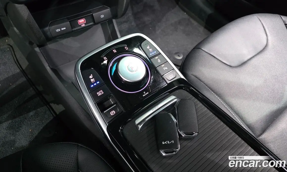 Kia Niro 2022 0.2 автомат (гидро), фото 9 Kia Niro 2022 0.2 автомат (гидро), фото 9
