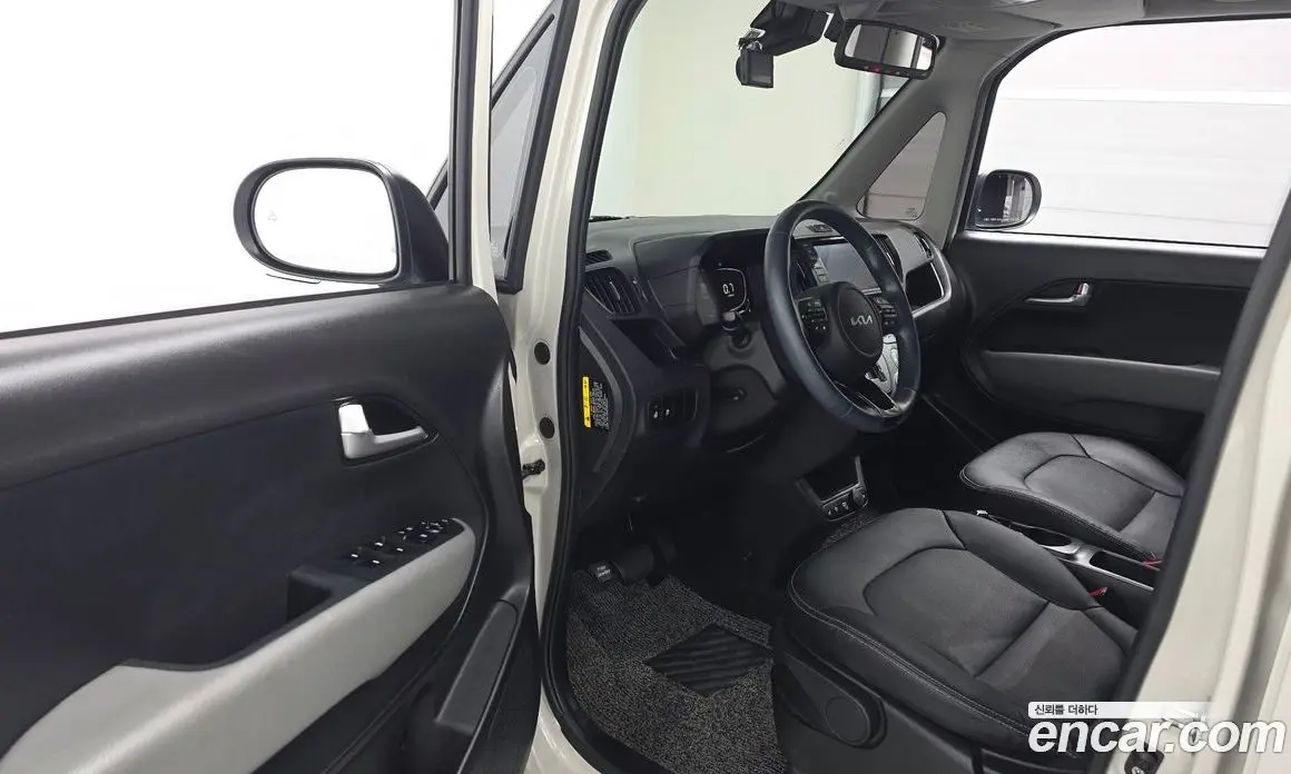 Kia Ray 2023 1.0 автомат (гидро), фото 13