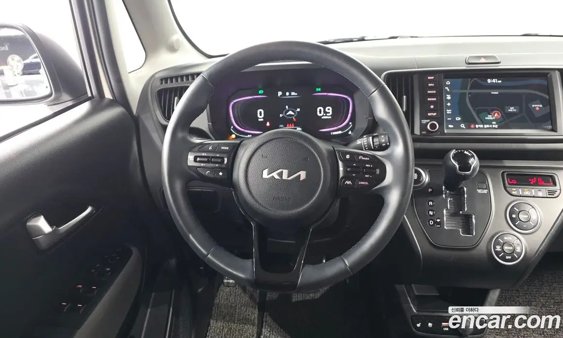 Kia Ray 2023 1.0 автомат (гидро), фото 18