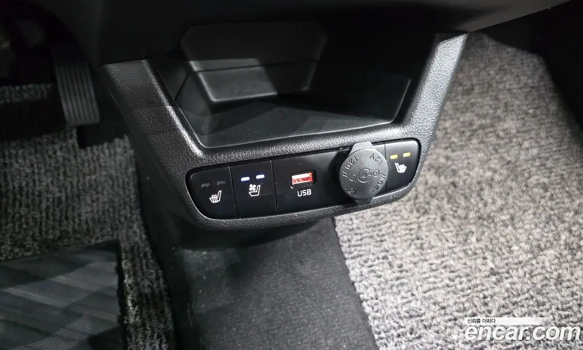 Kia Ray 2023 1.0 автомат (гидро), фото 23