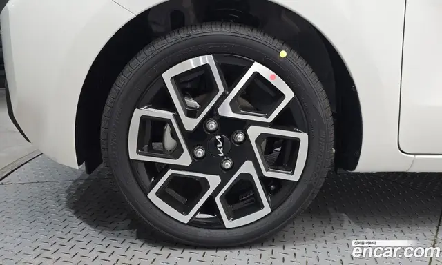 Kia Ray 2025 1.0 автомат (гидро), миниатюра 5 Kia Ray 2025 1.0 автомат (гидро), миниатюра 5