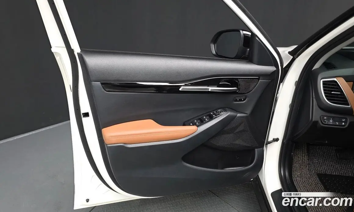 Kia Seltos 2023 1.6 автомат (гидро), фото 13 Kia Seltos 2023 1.6 автомат (гидро), фото 13