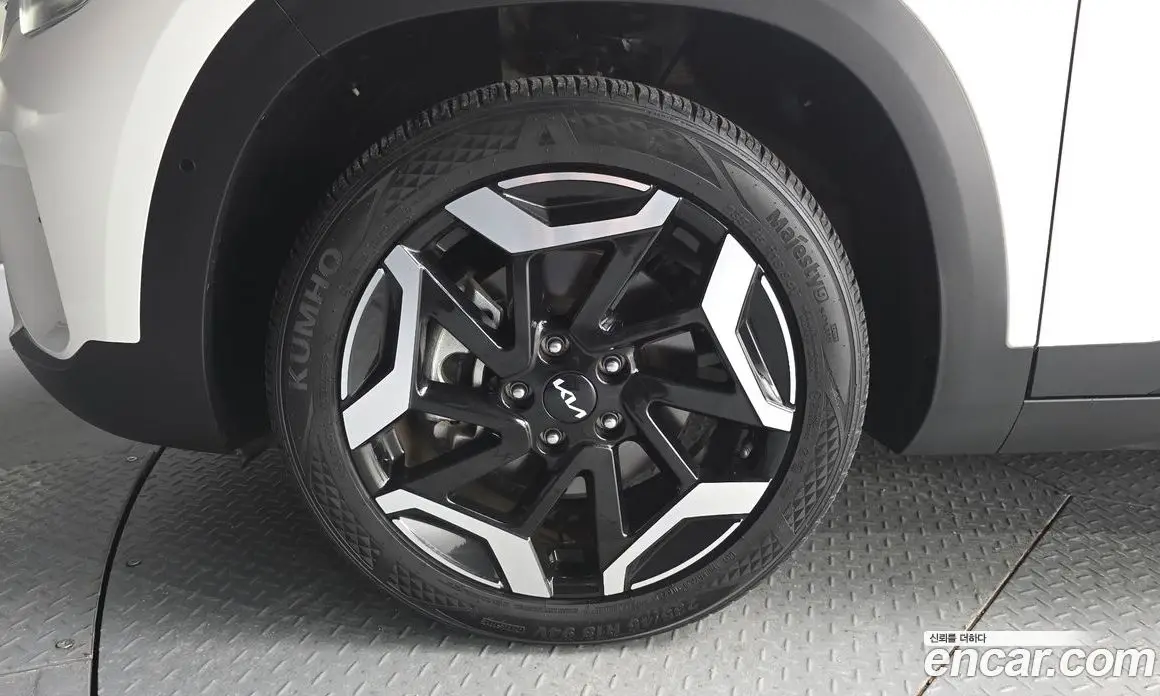 Kia Seltos 2023 1.6 автомат (гидро), фото 4 Kia Seltos 2023 1.6 автомат (гидро), фото 4