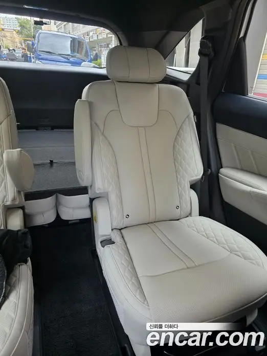 Kia Sorento 2025 1.6 автомат (гидро), фото 4 Kia Sorento 2025 1.6 автомат (гидро), фото 4