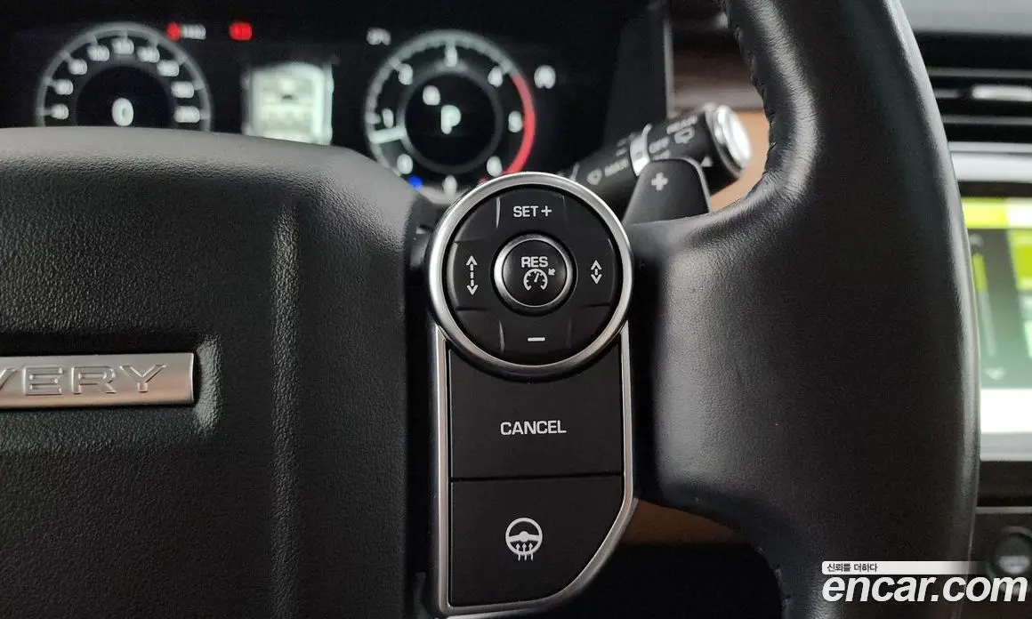 Land Rover Discovery 2018 3.0 автомат (гидро), фото 17 Land Rover Discovery 2018 3.0 автомат (гидро), фото 17