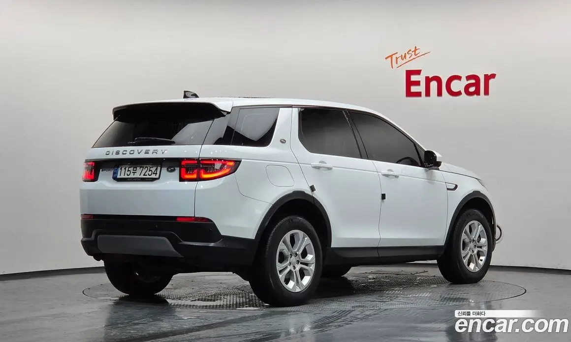 Land Rover Discovery Sport 2021 2.0 автомат (гидро), фото 2 Land Rover Discovery Sport 2021 2.0 автомат (гидро), фото 2