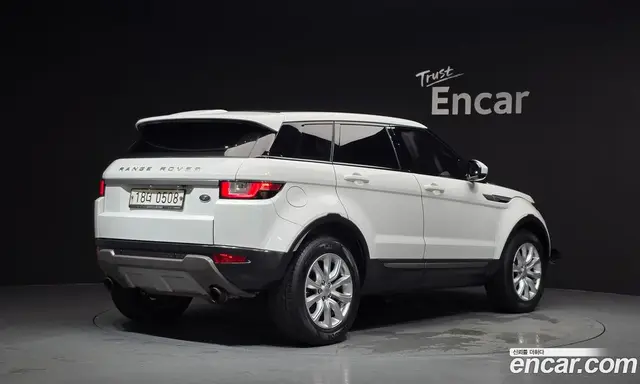 Land Rover Range Rover Evoque 2016 2.0 автомат (гидро), миниатюра 2 Land Rover Range Rover Evoque 2016 2.0 автомат (гидро), миниатюра 2