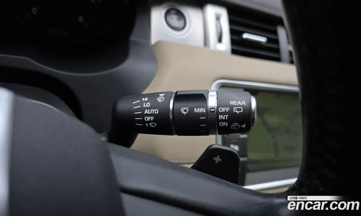 Land Rover Range Rover Evoque 2016 2.0 автомат (гидро), фото 15 Land Rover Range Rover Evoque 2016 2.0 автомат (гидро), фото 15