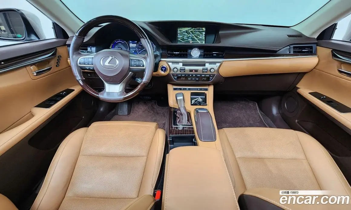 Lexus ES 2016 2.5 автомат (гидро), фото 7 Lexus ES 2016 2.5 автомат (гидро), фото 7