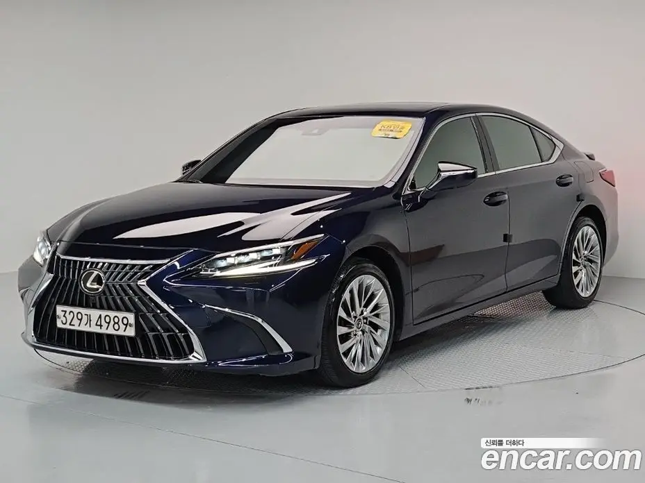Lexus ES 2023 2.5 автомат (гидро), фото 1 Lexus ES 2023 2.5 автомат (гидро), фото 1