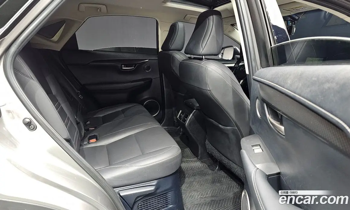 Lexus NX 2017 2.5 автомат (гидро), фото 12 Lexus NX 2017 2.5 автомат (гидро), фото 12