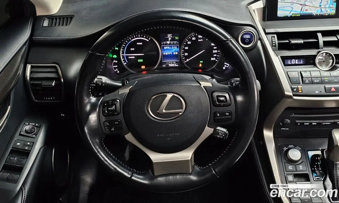 Lexus NX 2017 2.5 автомат (гидро), фото 13 Lexus NX 2017 2.5 автомат (гидро), фото 13