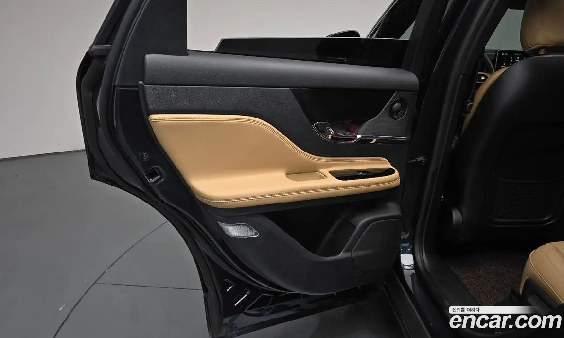 Lincoln Corsair 2022 2.0 автомат (гидро), фото 14 Lincoln Corsair 2022 2.0 автомат (гидро), фото 14
