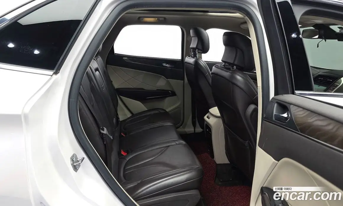 Lincoln MKC 2018 2.0 автомат (гидро), фото 11 Lincoln MKC 2018 2.0 автомат (гидро), фото 11