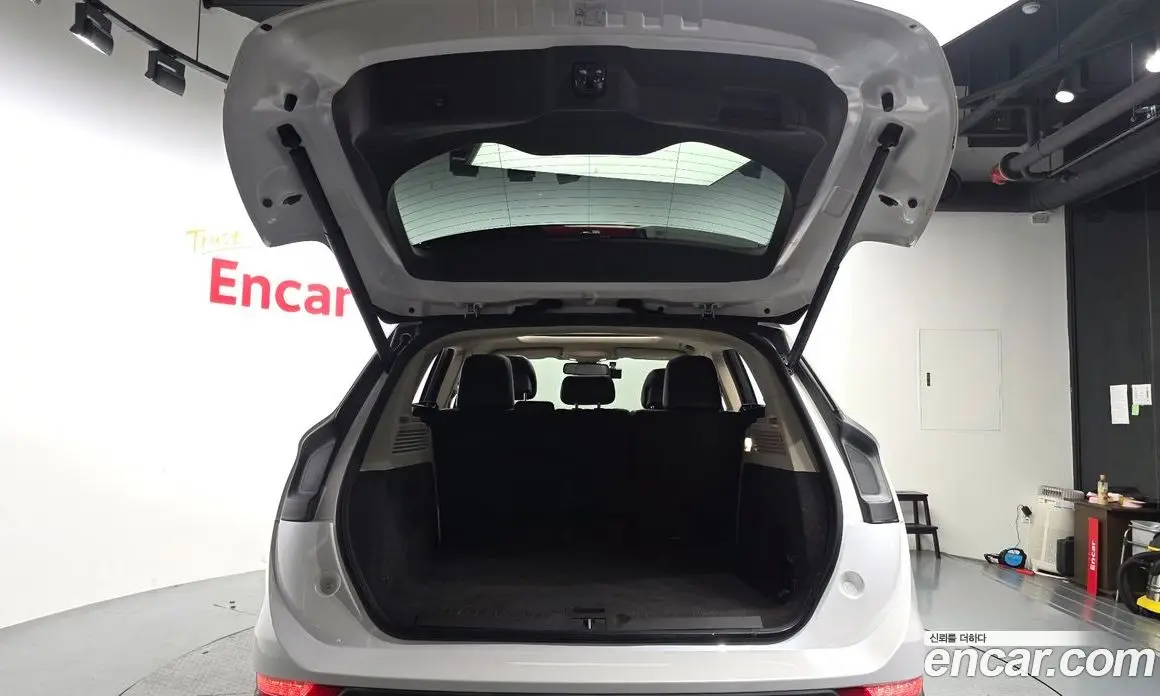 Lincoln MKC 2018 2.0 автомат (гидро), фото 19 Lincoln MKC 2018 2.0 автомат (гидро), фото 19