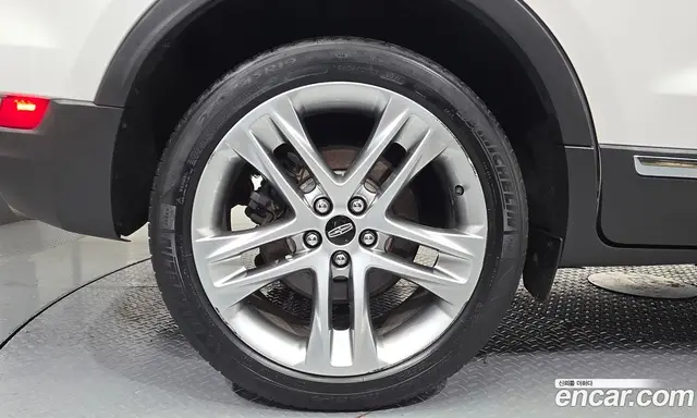Lincoln MKC 2018 2.0 автомат (гидро), миниатюра 5 Lincoln MKC 2018 2.0 автомат (гидро), миниатюра 5