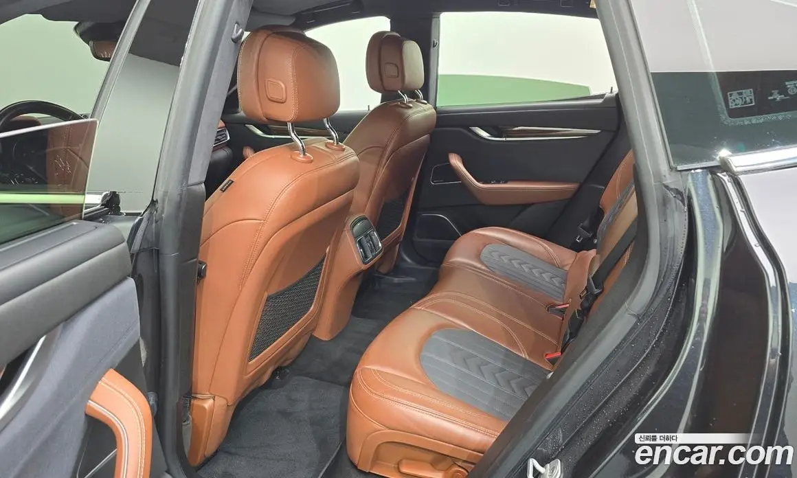 Maserati Levante 2018 3.0 автомат (гидро), фото 11 Maserati Levante 2018 3.0 автомат (гидро), фото 11