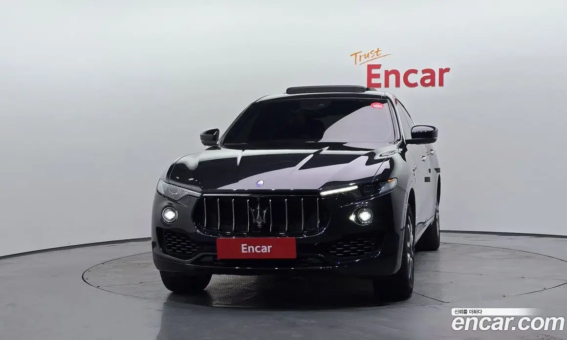 Maserati Levante 2018 3.0 автомат (гидро), фото 3 Maserati Levante 2018 3.0 автомат (гидро), фото 3