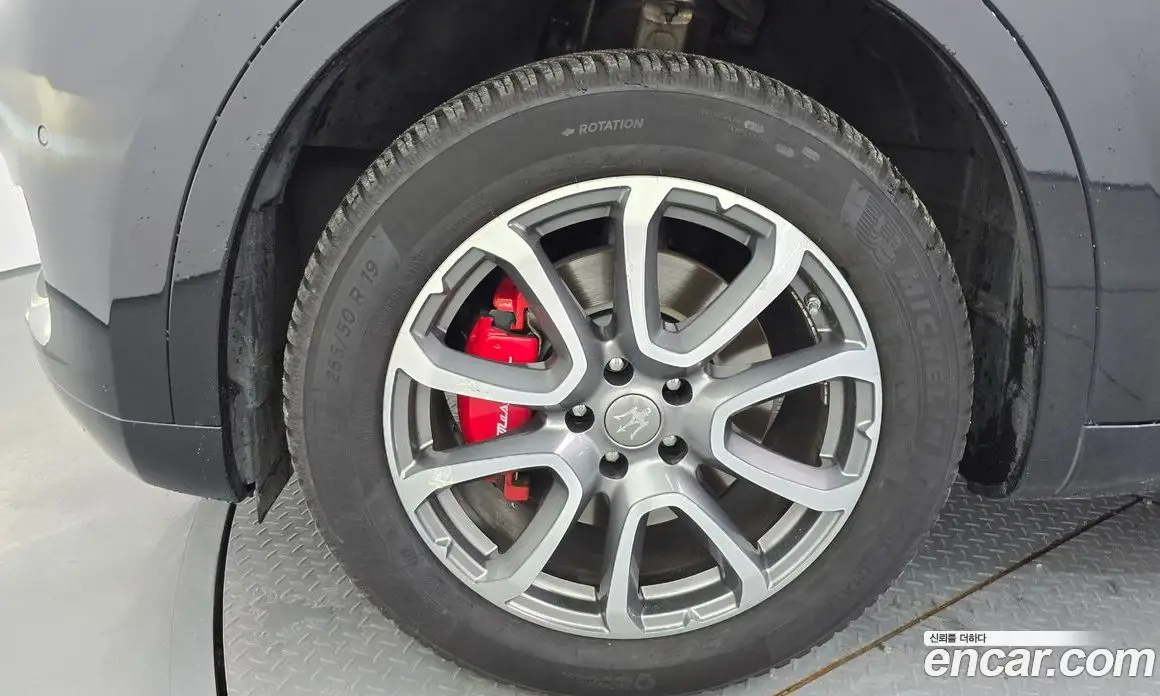 Maserati Levante 2018 3.0 автомат (гидро), фото 5 Maserati Levante 2018 3.0 автомат (гидро), фото 5