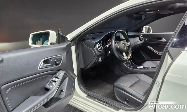 Mercedes-Benz CLA-Class 2015 2.1 автомат (гидро), миниатюра 12
