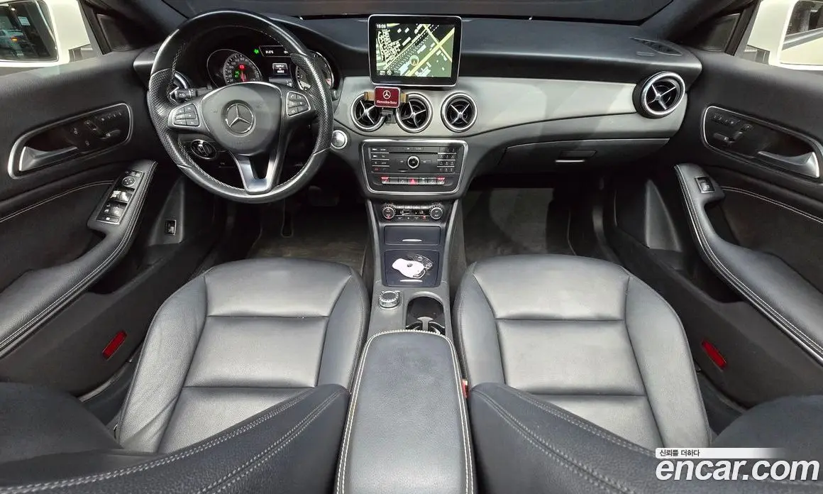 Mercedes-Benz CLA-Class 2015 2.1 автомат (гидро), фото 9 Mercedes-Benz CLA-Class 2015 2.1 автомат (гидро), фото 9