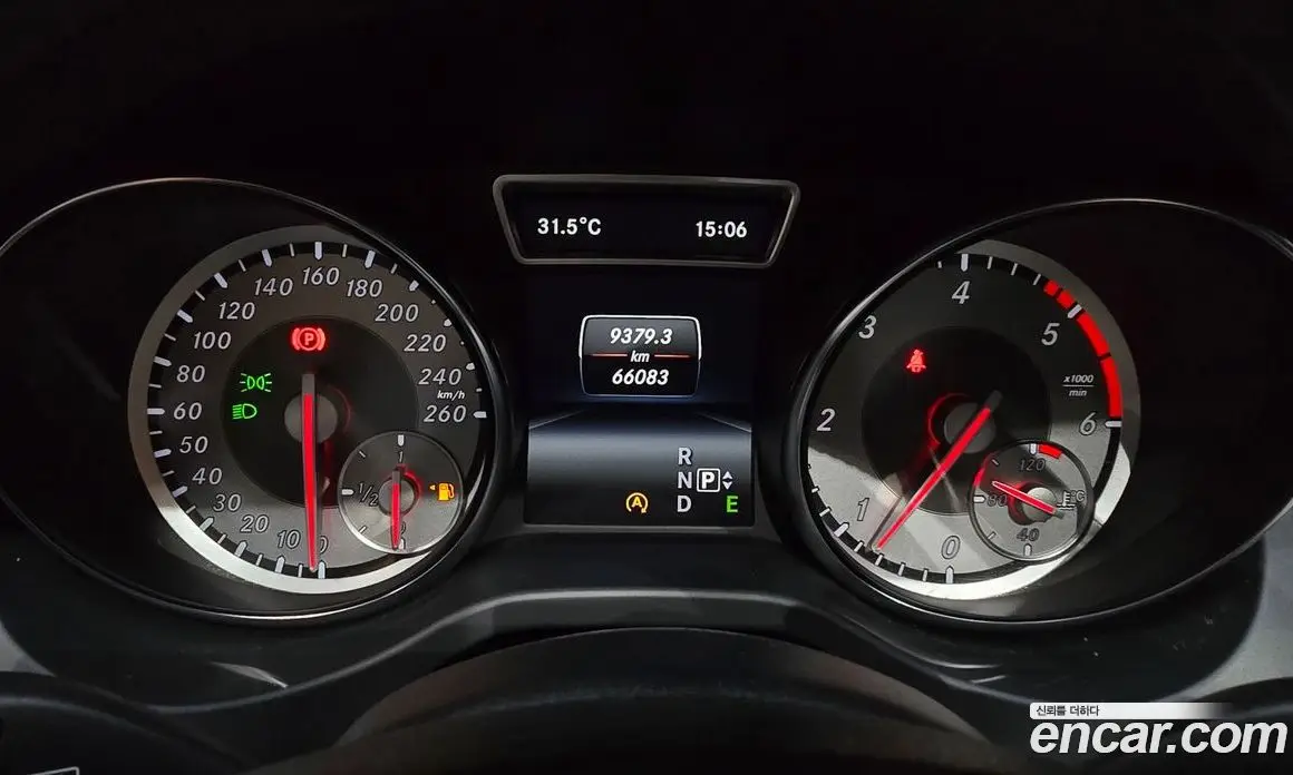 Mercedes-Benz CLA-Class 2015 2.1 автомат (гидро), фото 10 Mercedes-Benz CLA-Class 2015 2.1 автомат (гидро), фото 10