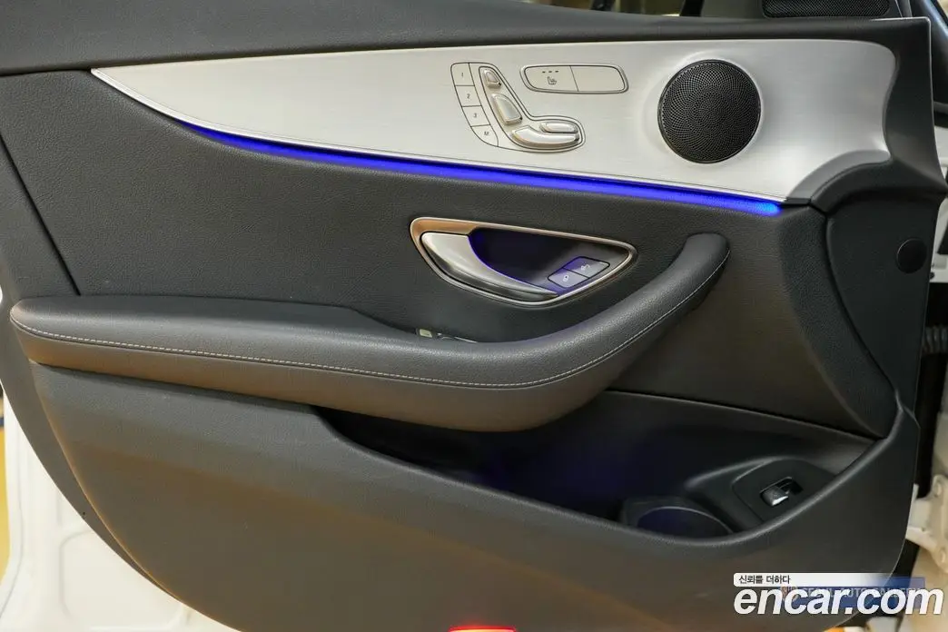 Mercedes-Benz E-Class 2020 2.0 автомат (гидро), фото 18