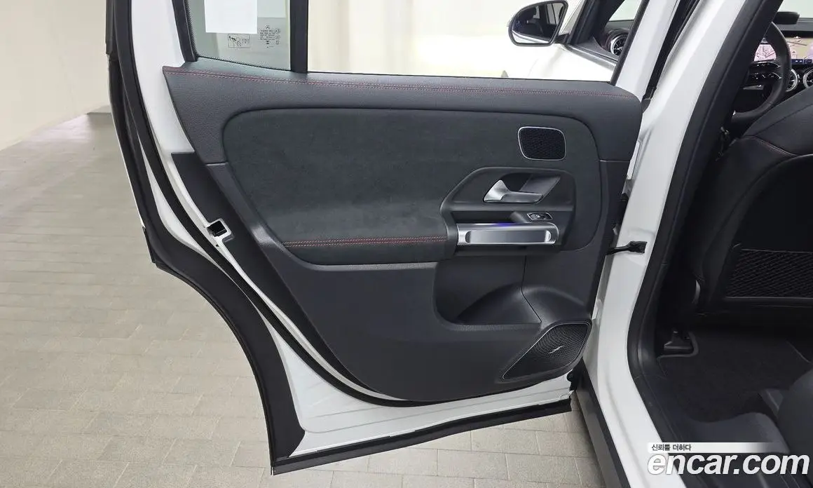 Mercedes-Benz EQB 2025 0.2 автомат (гидро), фото 14 Mercedes-Benz EQB 2025 0.2 автомат (гидро), фото 14