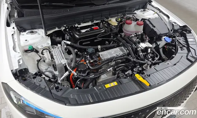 Mercedes-Benz EQB 2025 0.2 автомат (гидро), миниатюра 5 Mercedes-Benz EQB 2025 0.2 автомат (гидро), миниатюра 5