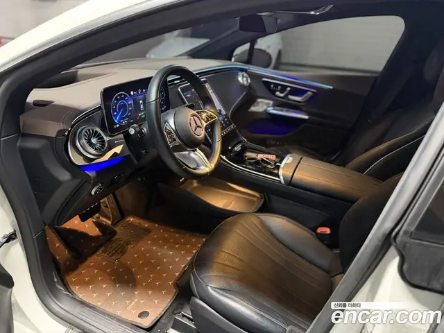 Mercedes-Benz EQE 2022 автомат (гидро), миниатюра 12