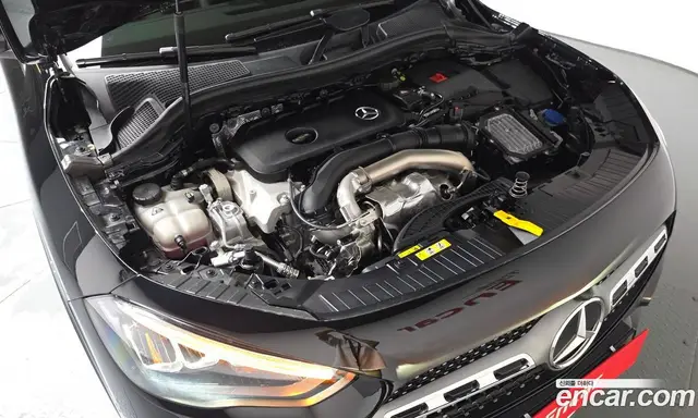 Mercedes-Benz GLA-Class 2025 2.0 автомат (гидро), миниатюра 5
