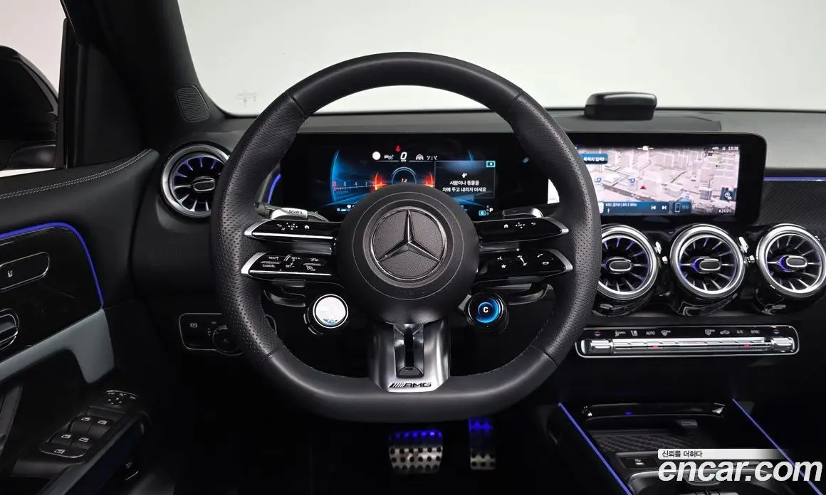 Mercedes-Benz GLB-Class 2025 2.0 автомат (гидро), фото 17
