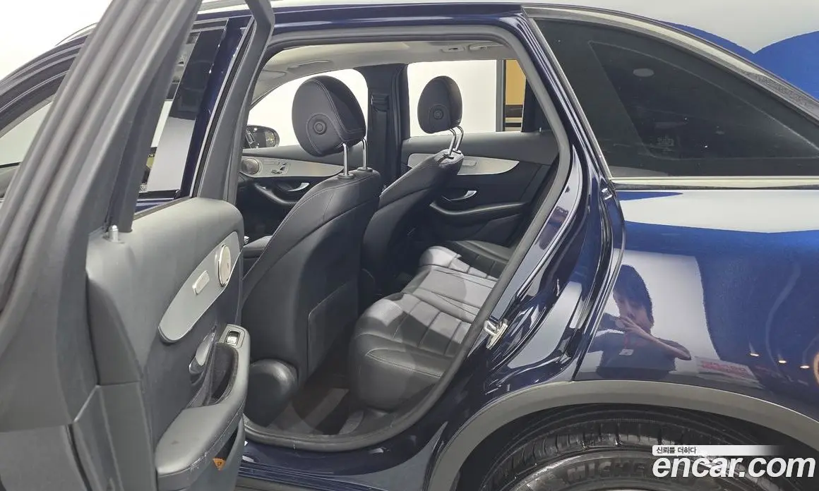 Mercedes-Benz GLC-Class 2018 2.0 автомат (гидро), фото 17 Mercedes-Benz GLC-Class 2018 2.0 автомат (гидро), фото 17