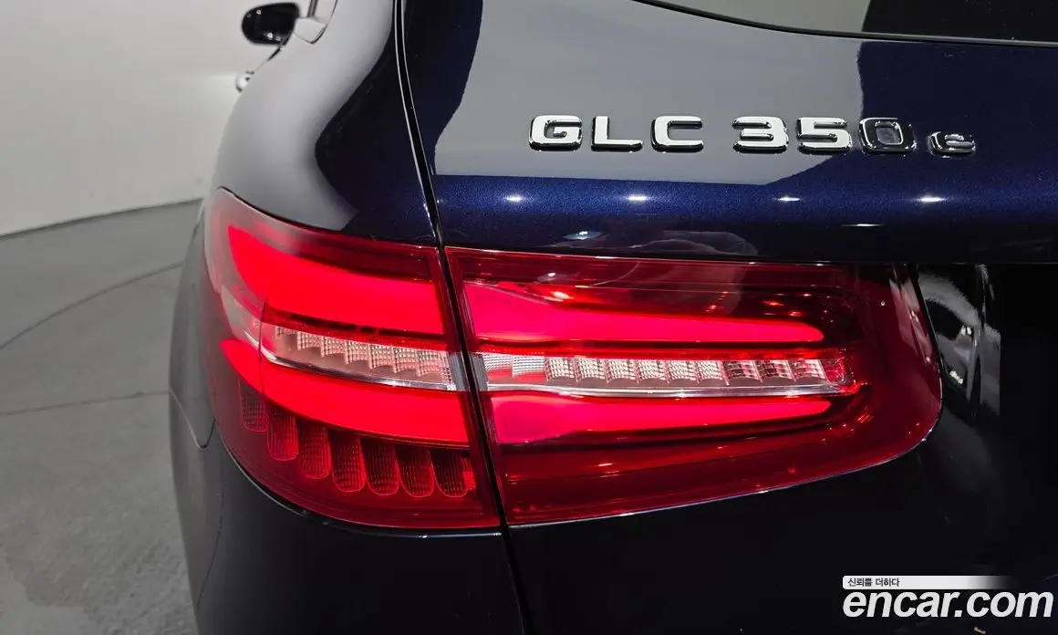 Mercedes-Benz GLC-Class 2018 2.0 автомат (гидро), фото 9 Mercedes-Benz GLC-Class 2018 2.0 автомат (гидро), фото 9