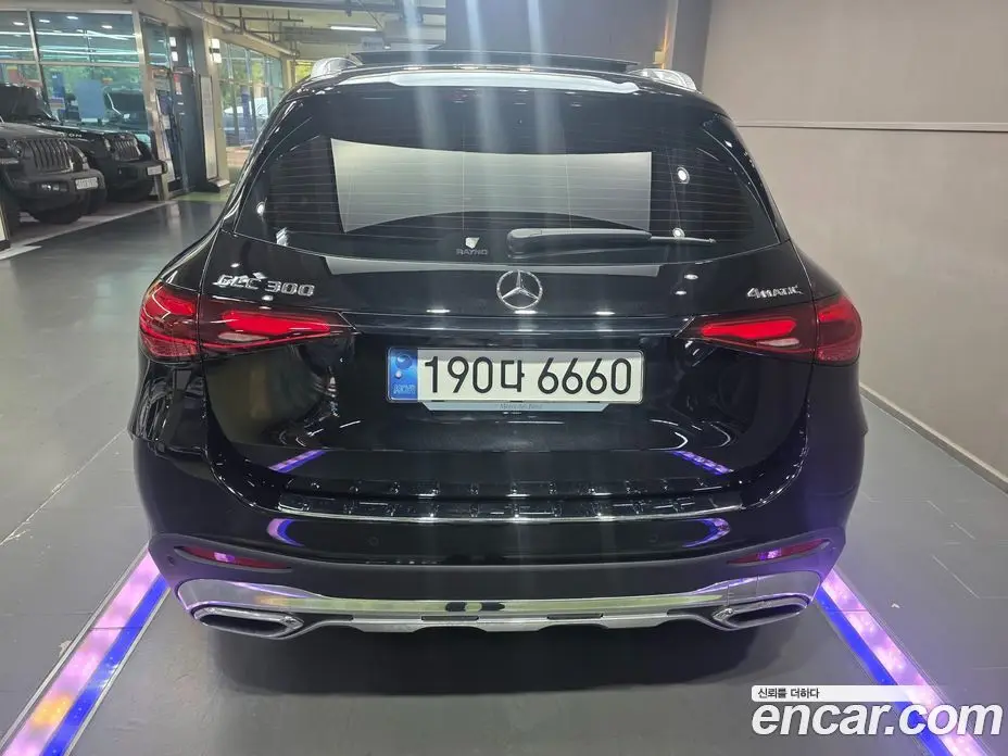Mercedes-Benz GLC-Class 2024 2.0 автомат (гидро), фото 4