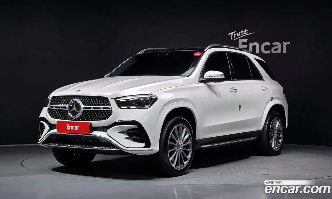 Mercedes-Benz GLE-Class 2025 3.0 автомат (гидро), фото 1 Mercedes-Benz GLE-Class 2025 3.0 автомат (гидро), фото 1