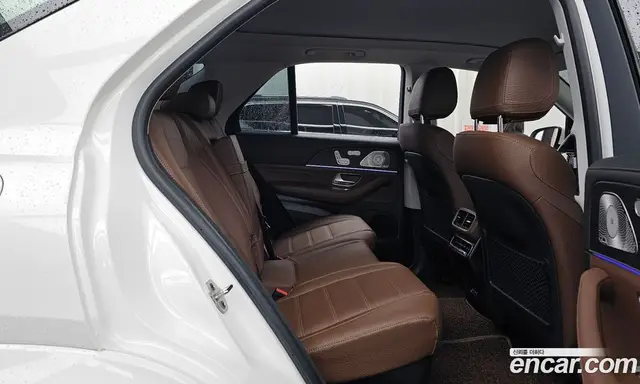 Mercedes-Benz GLE-Class 2025 3.0 автомат (гидро), миниатюра 12