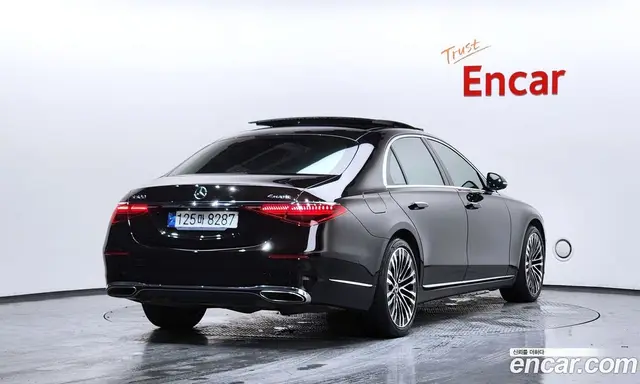 Mercedes-Benz S-Class 2023 3.0 автомат (гидро), миниатюра 2