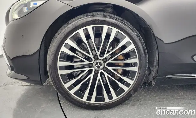 Mercedes-Benz S-Class 2023 3.0 автомат (гидро), миниатюра 5
