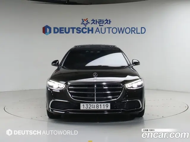 Mercedes-Benz S-Class 2024 3.0 автомат (гидро), миниатюра 3