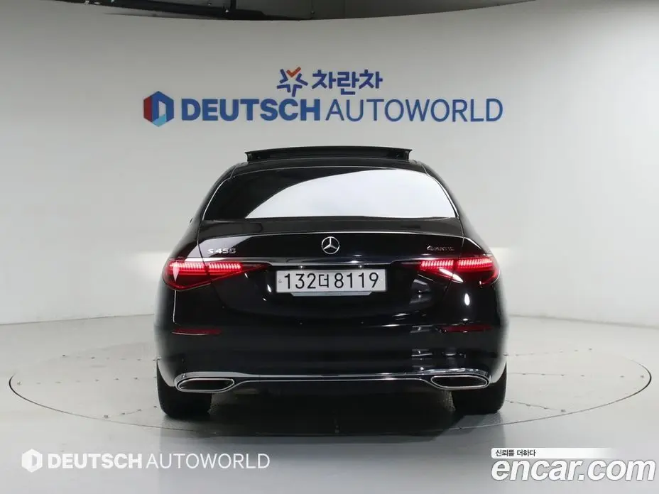 Mercedes-Benz S-Class 2024 3.0 автомат (гидро), фото 4